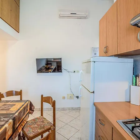 2 Bedroom Front In Appartamento Medolino