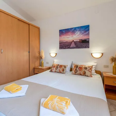 2 Bedroom Front In * Medulin